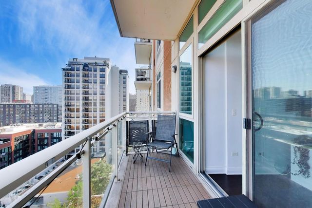 230 W Division Street 1107, Chicago, IL 60610