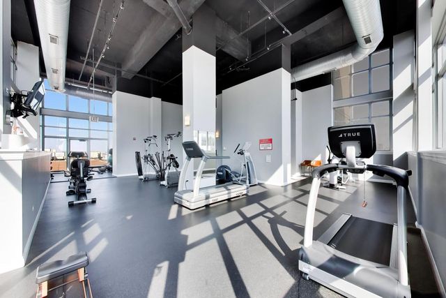 230 W Division Street 1107, Chicago, IL 60610