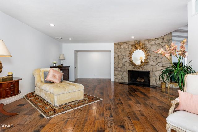 1660 S Oak Knoll Avenue, San Marino, CA 91108