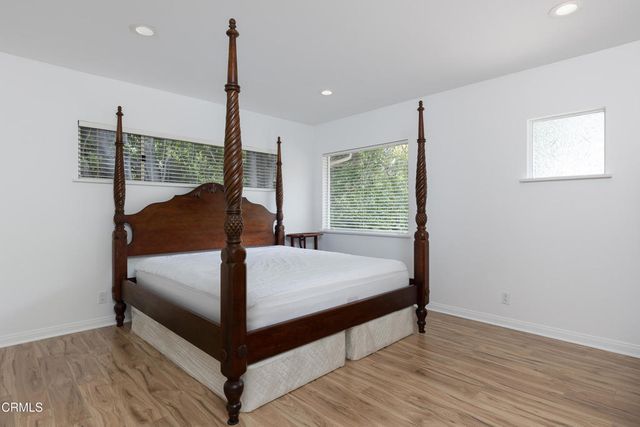 1660 S Oak Knoll Avenue, San Marino, CA 91108