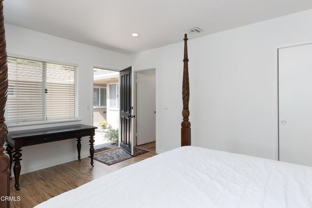1660 S Oak Knoll Avenue, San Marino, CA 91108