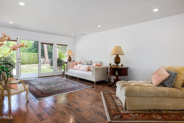 1660 S Oak Knoll Avenue, San Marino, CA 91108