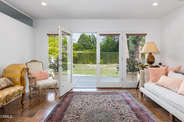 1660 S Oak Knoll Avenue, San Marino, CA 91108