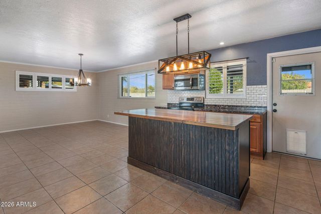 7830 E BELLEVIEW Street, Scottsdale, AZ 85257