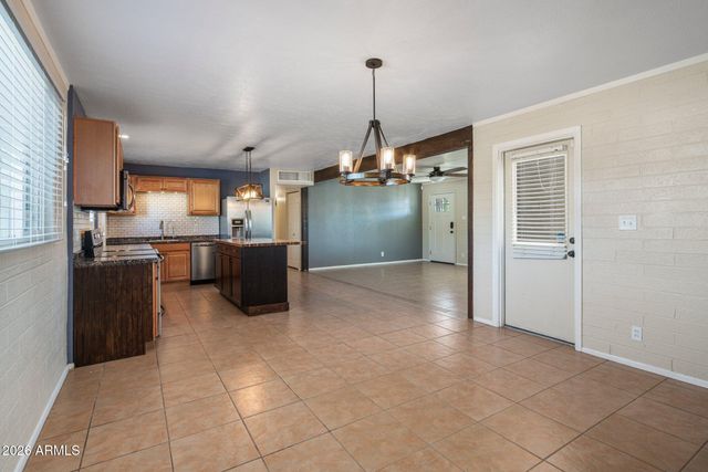 7830 E BELLEVIEW Street, Scottsdale, AZ 85257