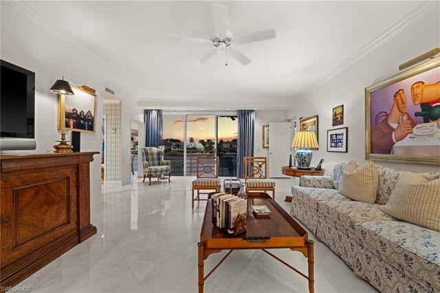 4500 Gulf Shore BLVD N 141, Naples, FL 34103