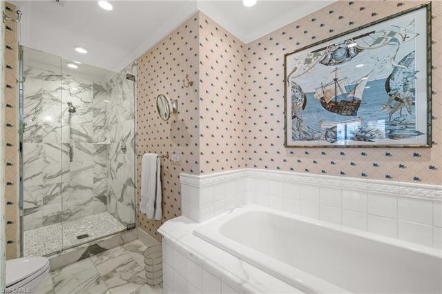 4500 Gulf Shore BLVD N 141, Naples, FL 34103