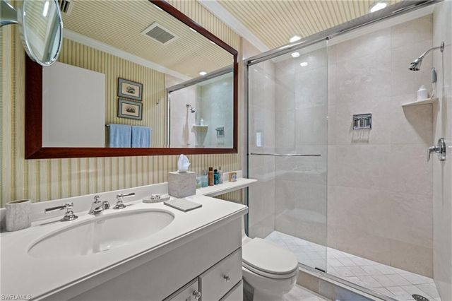 4500 Gulf Shore BLVD N 141, Naples, FL 34103