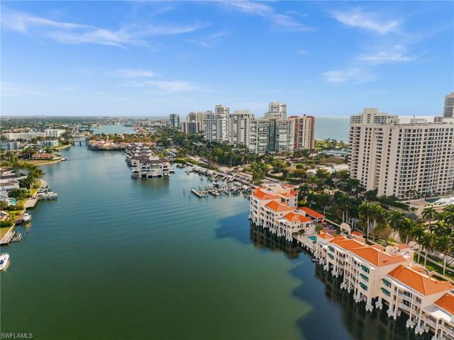 4500 Gulf Shore BLVD N 141, Naples, FL 34103