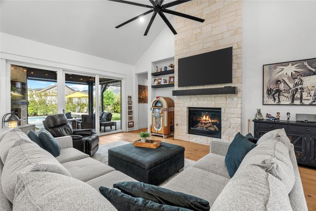 187 Stirling Drive, Argyle, TX 76226