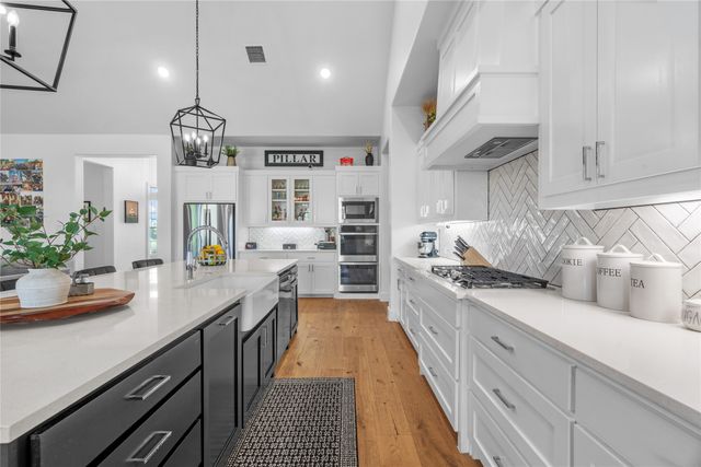 187 Stirling Drive, Argyle, TX 76226