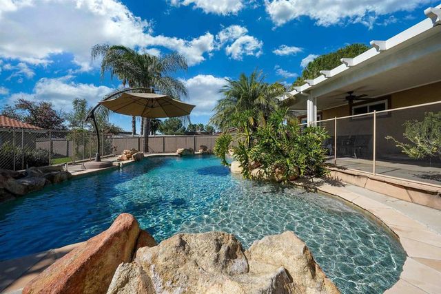 24363 Del Amo Road, Ramona, CA 92065