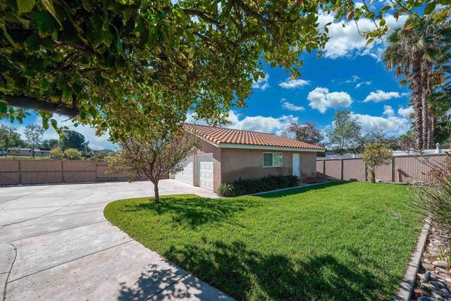 24363 Del Amo Road, Ramona, CA 92065