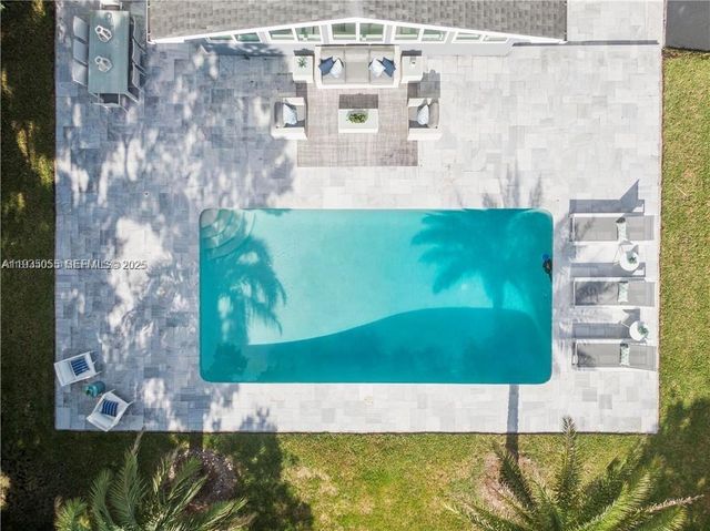 224 E Acre Dr, Plantation, FL 33317