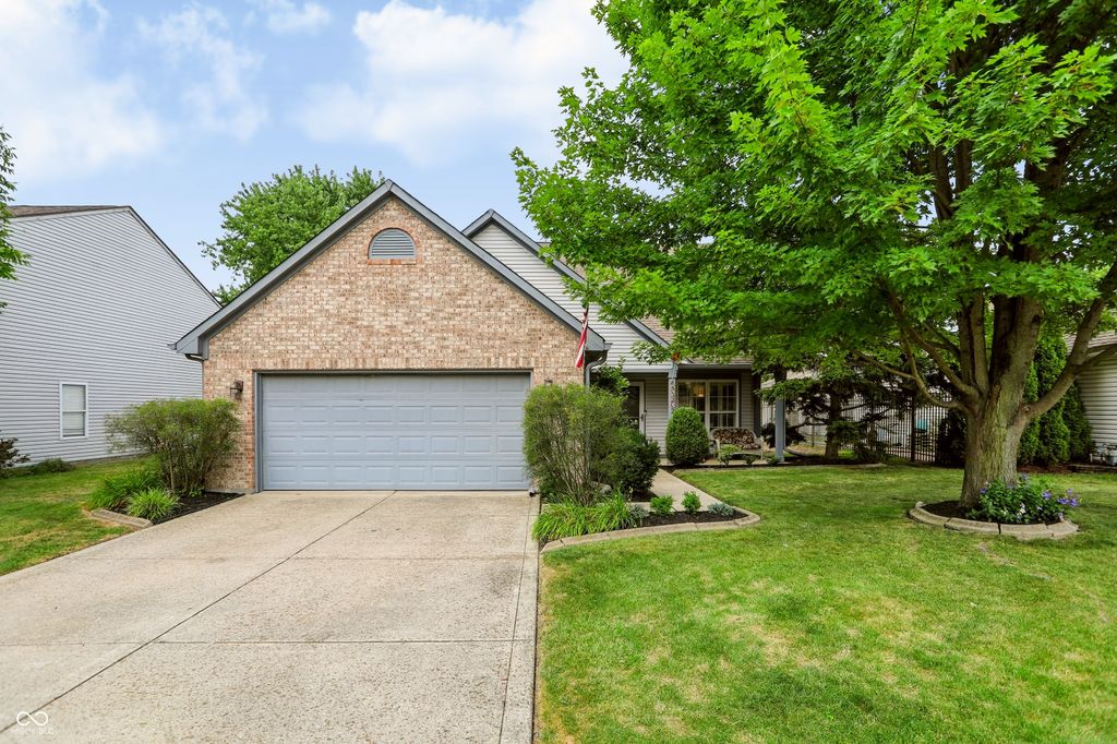 14309 Gentry Drive, Fishers, IN 46038