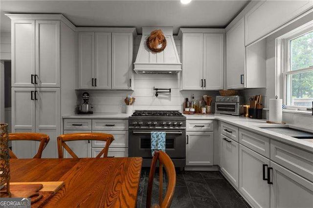 107 Etowah Drive, Cartersville, GA 30120