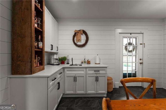 107 Etowah Drive, Cartersville, GA 30120