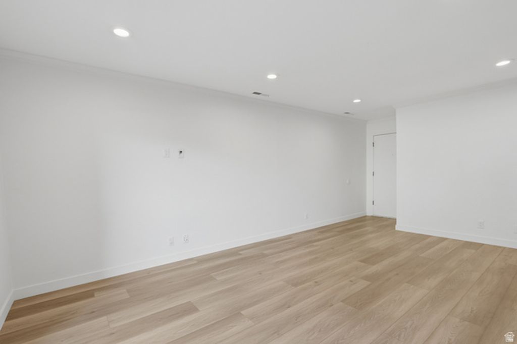 327 PEACH LN, Bountiful, UT 84010 — photo 3