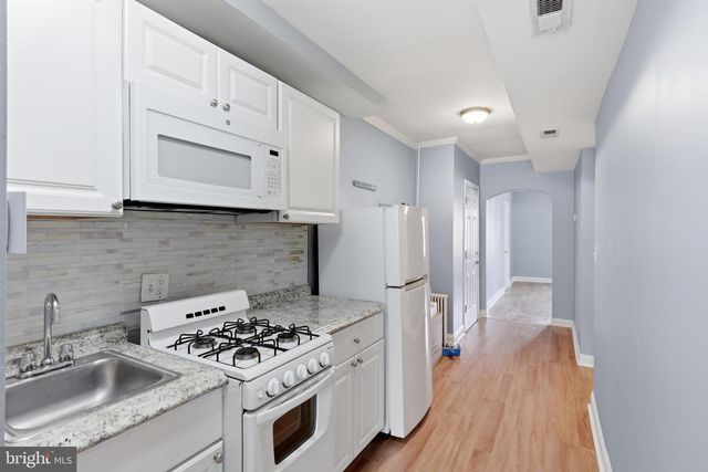 1715 CAPITOL AVE NE, Washington, DC 20002