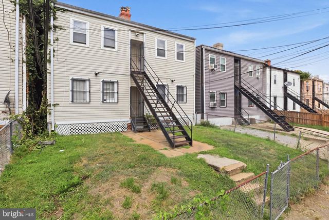 1715 CAPITOL AVE NE, Washington, DC 20002