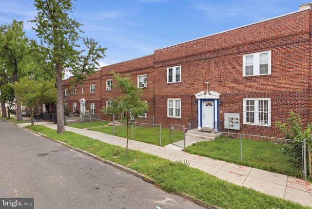 1715 CAPITOL AVE NE, Washington, DC 20002