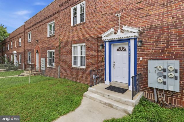 1715 CAPITOL AVE NE, Washington, DC 20002