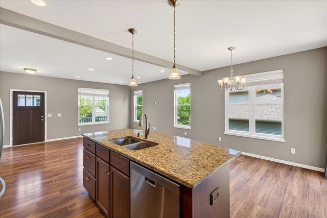 619 Redan Drive, Verona, WI 53593