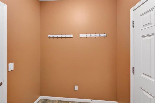 619 Redan Drive, Verona, WI 53593