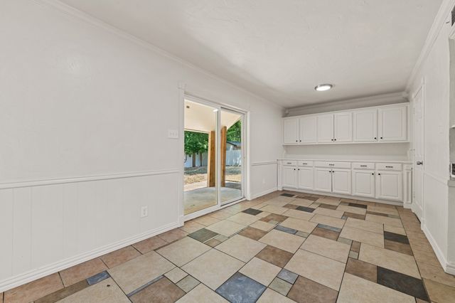215 Johnson Drive, Duncanville, TX 75116