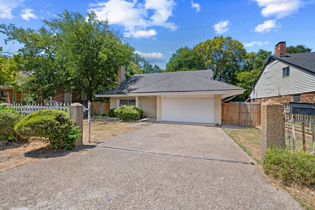 215 Johnson Drive, Duncanville, TX 75116