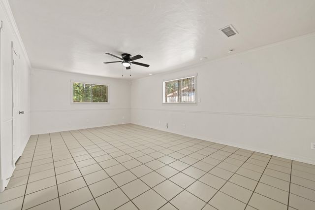 215 Johnson Drive, Duncanville, TX 75116