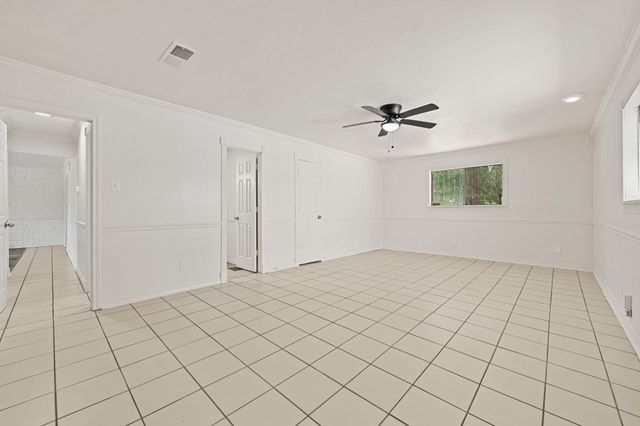 215 Johnson Drive, Duncanville, TX 75116