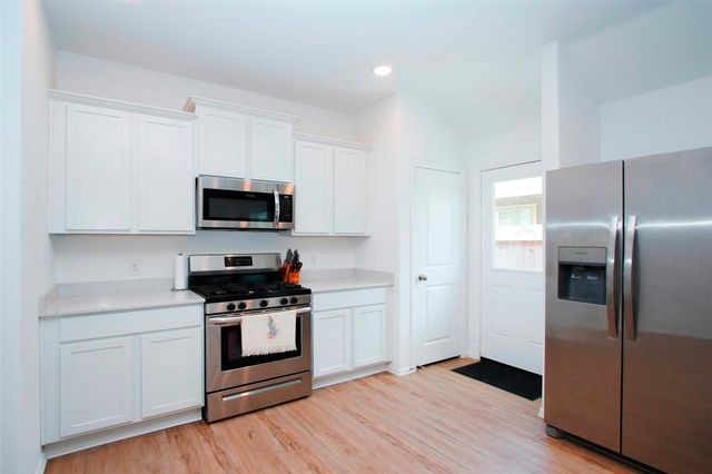 19326 Via Vinovo Court, New Caney, TX 77357