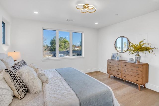 1006 Judson Drive, Mountain View, CA 94040