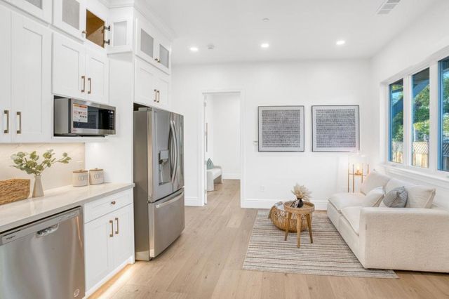 1006 Judson Drive, Mountain View, CA 94040