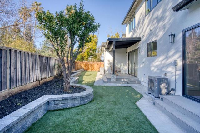 1006 Judson Drive, Mountain View, CA 94040