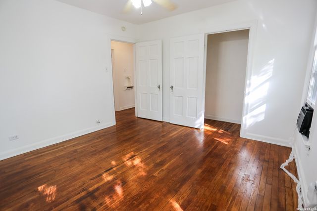 1418 W Lullwood Ave, San Antonio, TX 78201