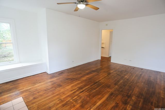 1418 W Lullwood Ave, San Antonio, TX 78201