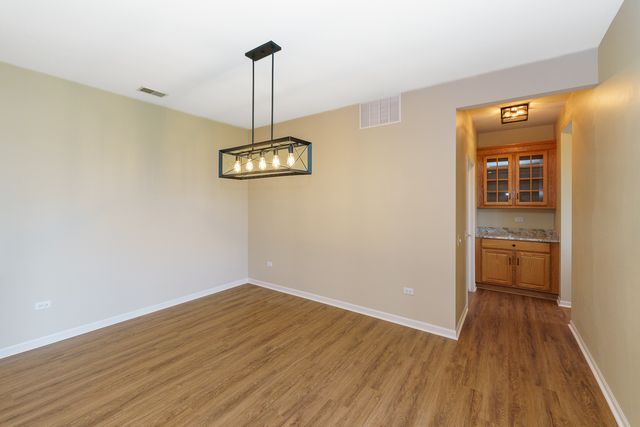 12910 Crestview Drive, Huntley, IL 60142