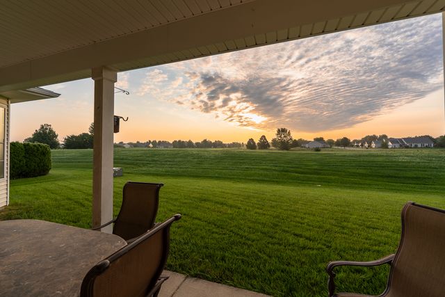 12910 Crestview Drive, Huntley, IL 60142