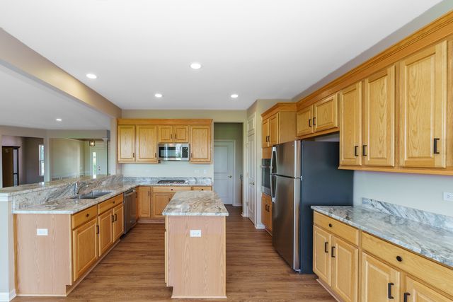 12910 Crestview Drive, Huntley, IL 60142