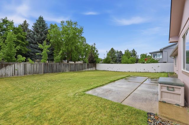 7119 N HOGAN St, Spokane, WA 99217