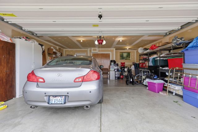 7119 N HOGAN St, Spokane, WA 99217