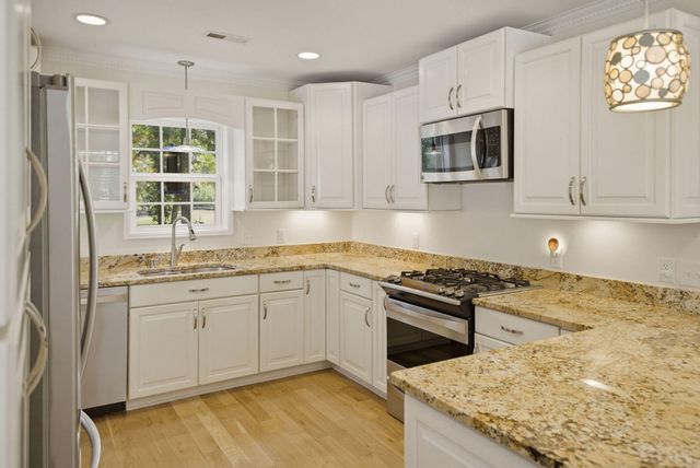8270 Beach Farm Lane, Edisto Island, SC 29438
