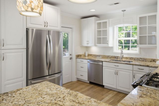 8270 Beach Farm Lane, Edisto Island, SC 29438