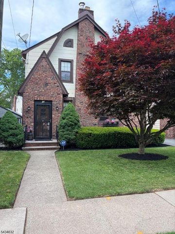 12 Ferncliff Rd, Bloomfield Twp., NJ 07003