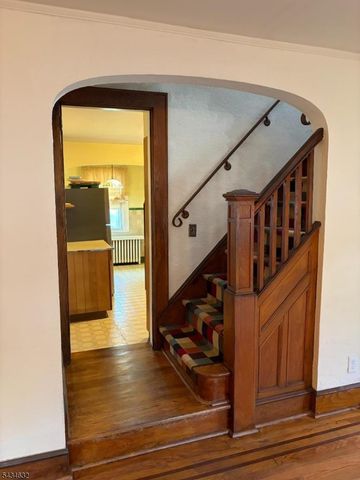 12 Ferncliff Rd, Bloomfield Twp., NJ 07003