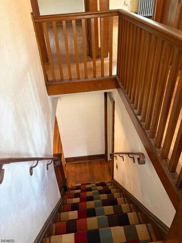 12 Ferncliff Rd, Bloomfield Twp., NJ 07003