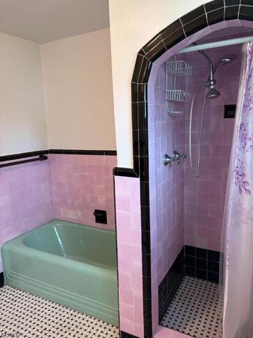 12 Ferncliff Rd, Bloomfield Twp., NJ 07003