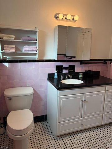 12 Ferncliff Rd, Bloomfield Twp., NJ 07003